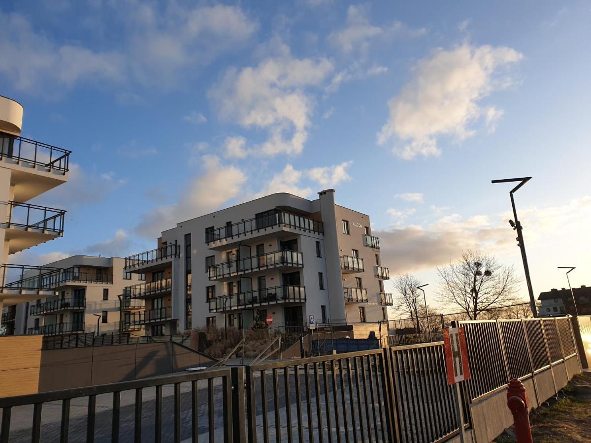 Apartament "Zloty Relaks" Tuz Przy Plazy Z Balkonem Z Widokiem Na Hel I Hamakami Puck Exterior foto